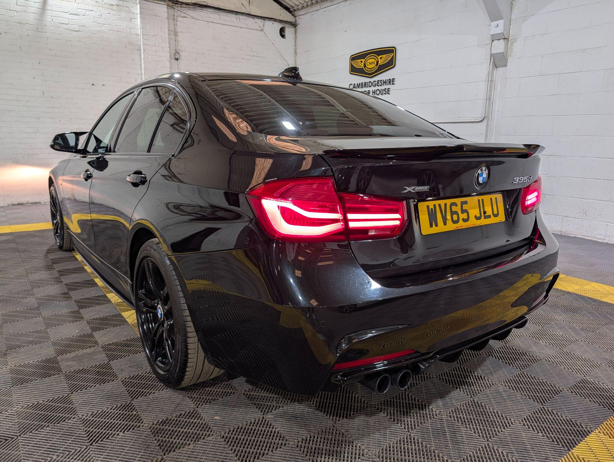 BMW 3 Series view 8