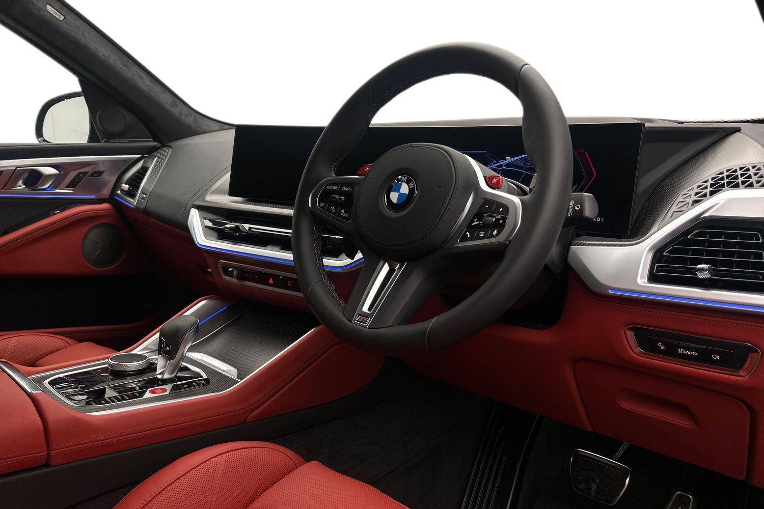 BMW XM view 6