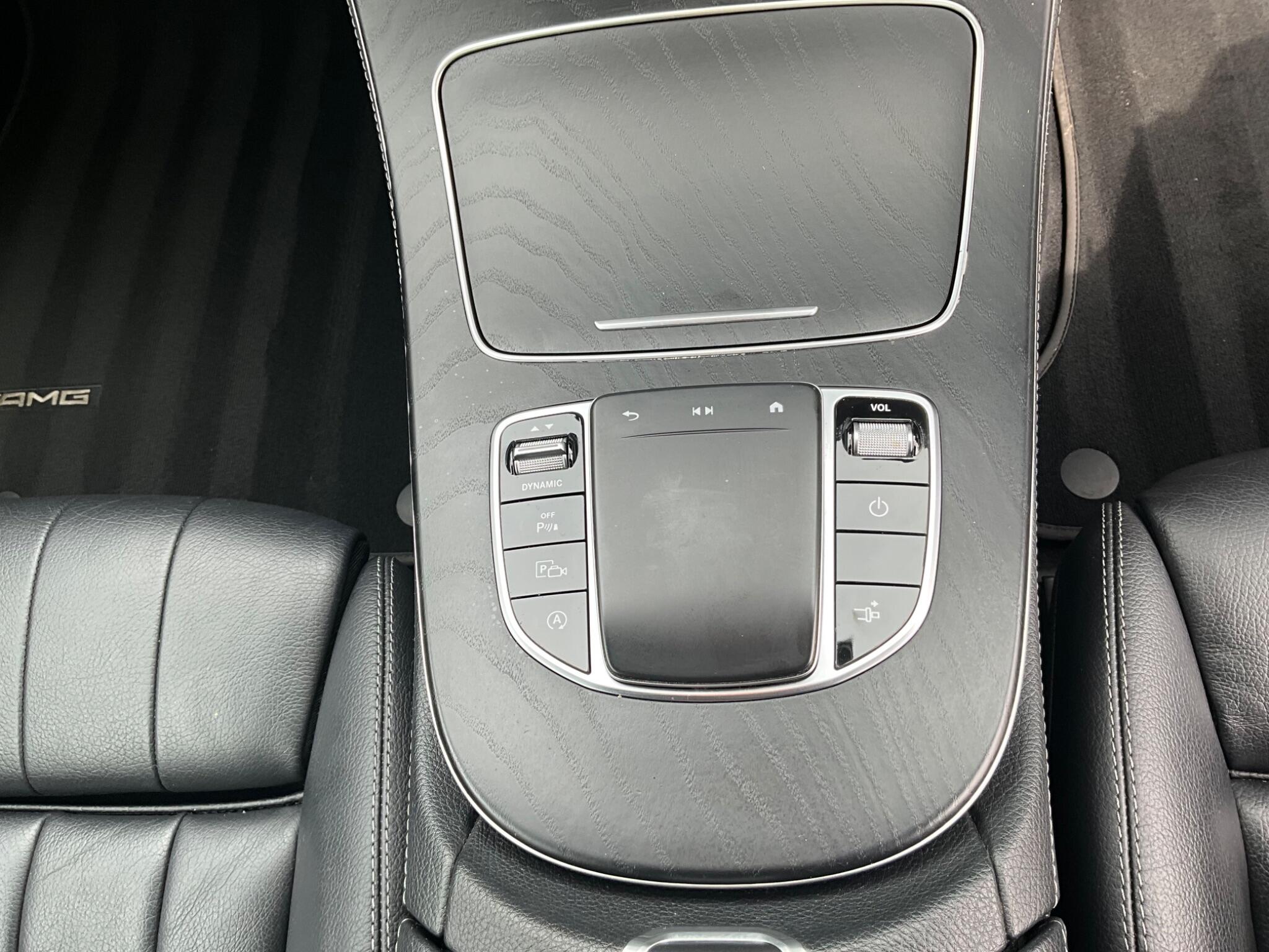 Mercedes-Benz E Class view 7