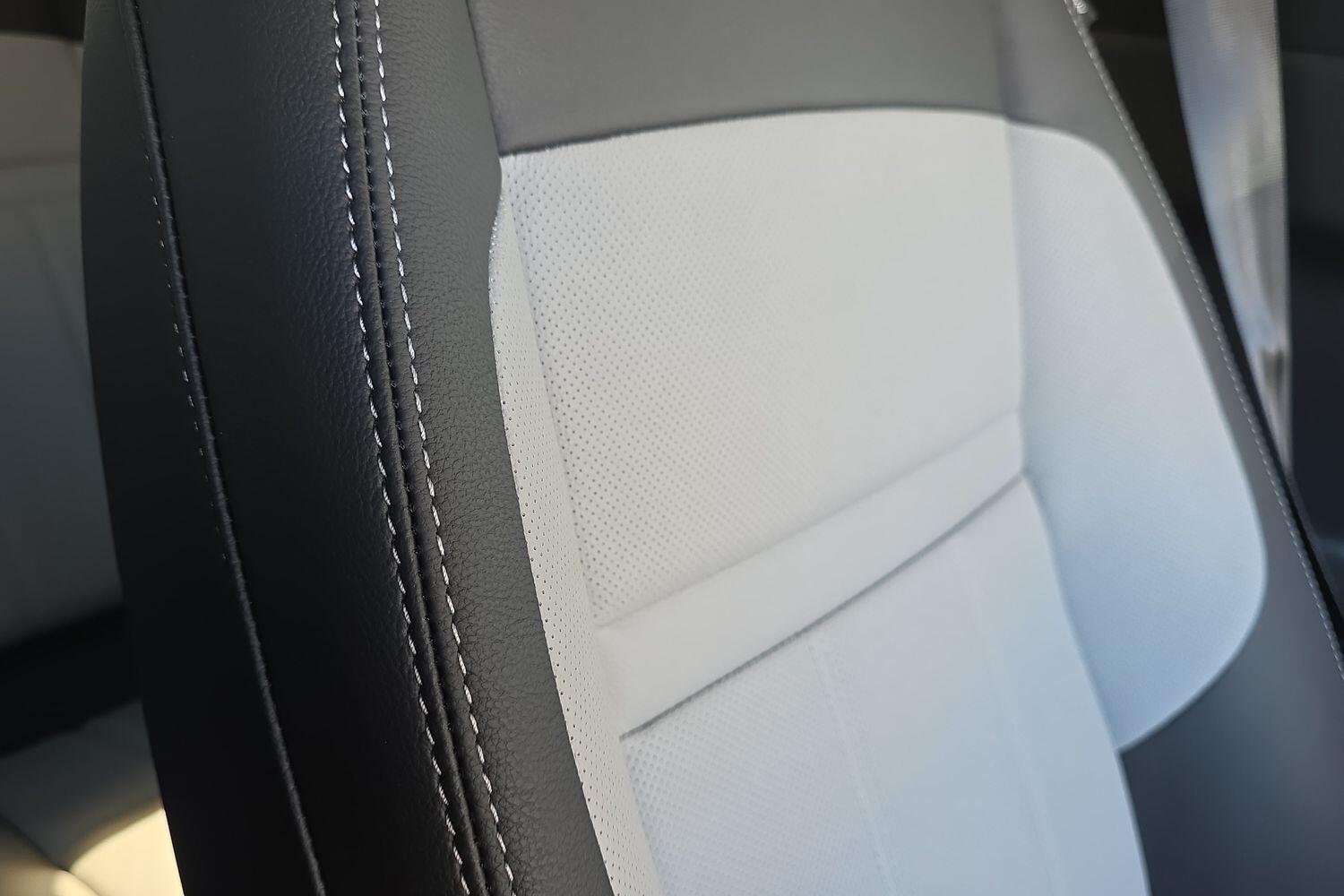 Land Rover Range Rover Evoque view 51
