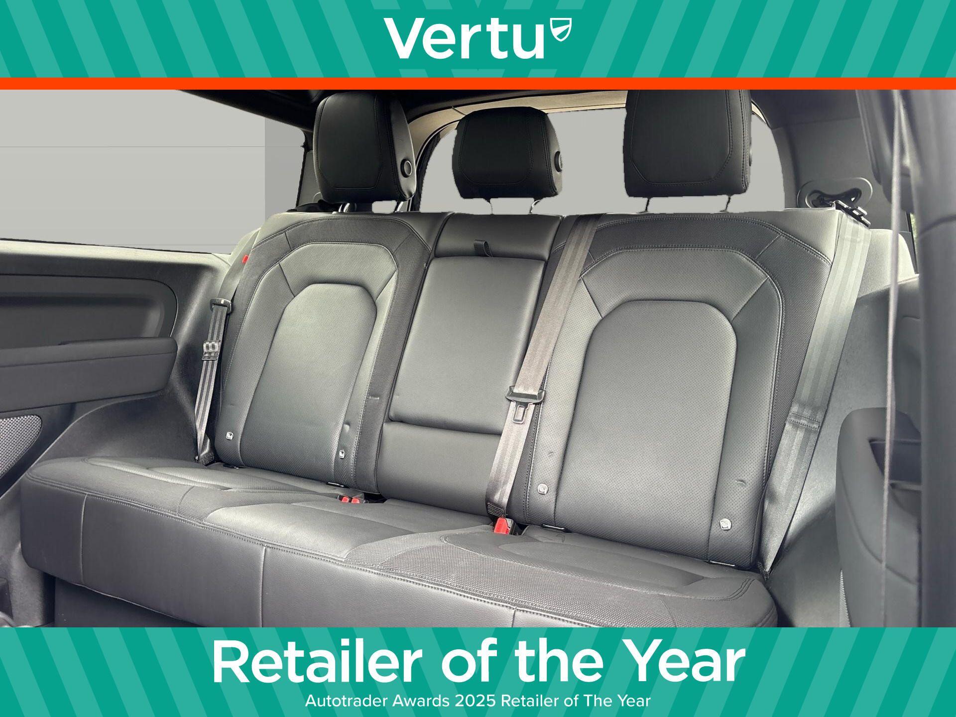 Land Rover Defender view 4