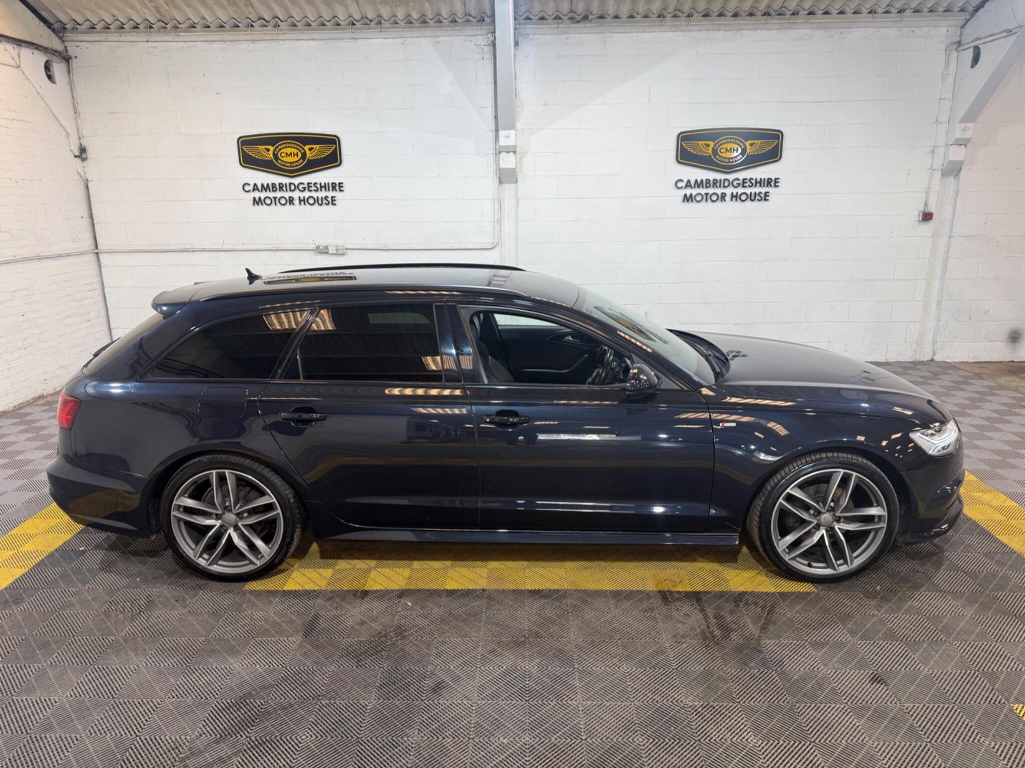 Audi A6 Avant view 13