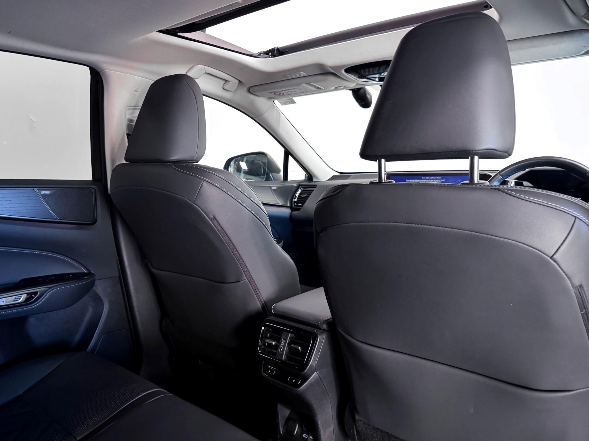 Lexus NX view 11