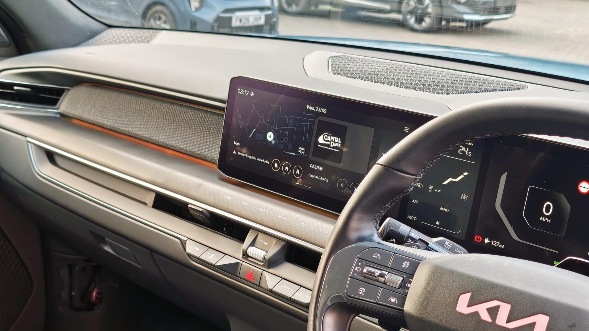 Kia Ev9 view 17