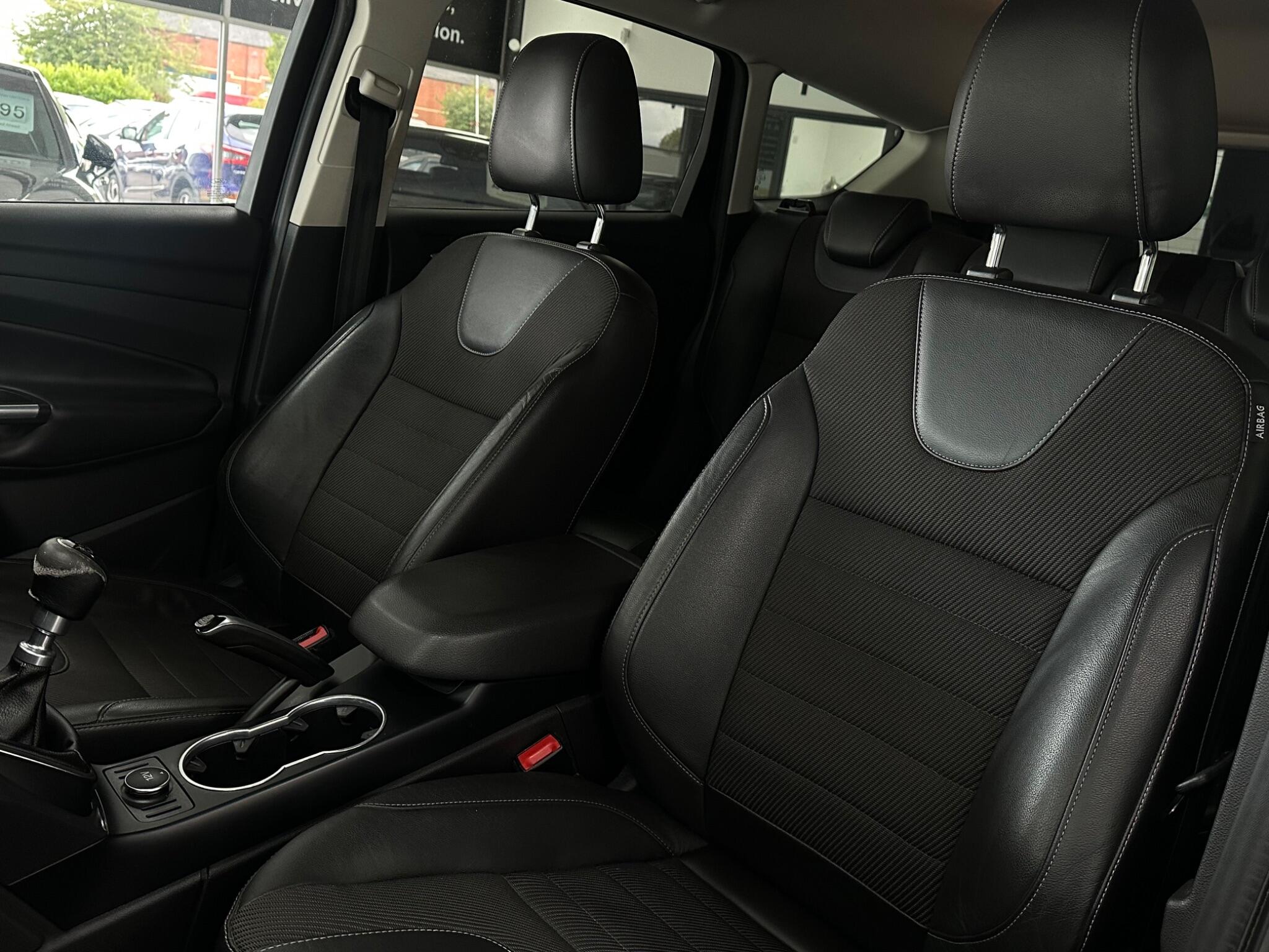 Ford Kuga view 33