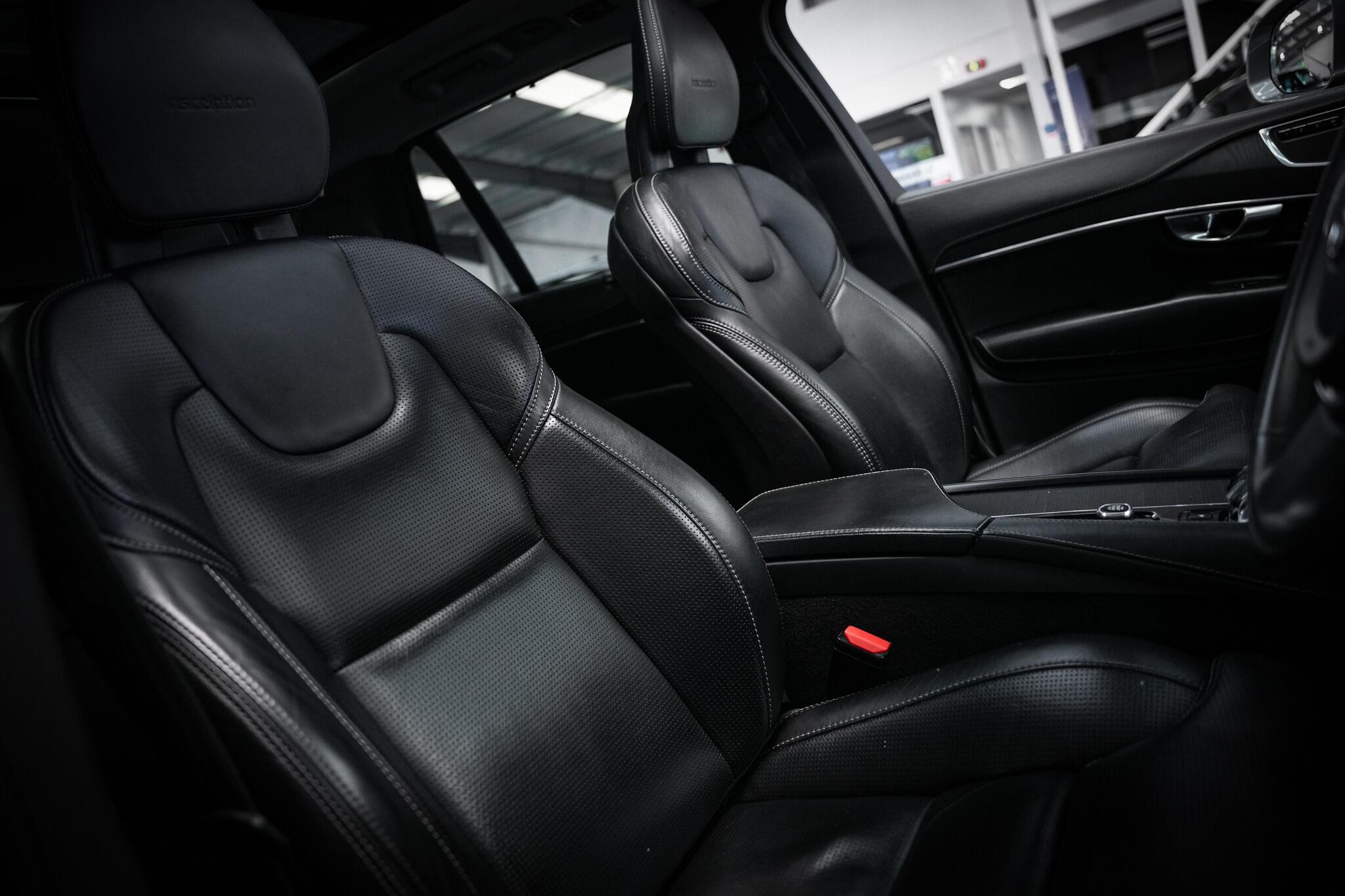Volvo XC90 view 17