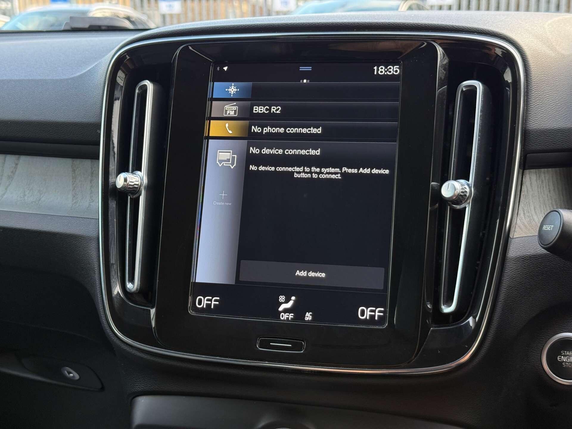 Volvo XC40 view 62