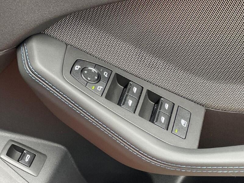 BMW 1 Series view 22