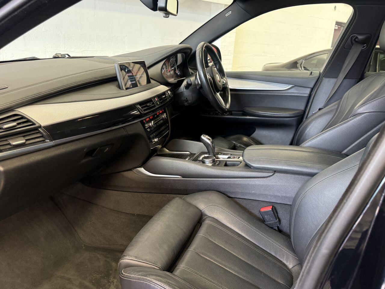 BMW X6 view 56