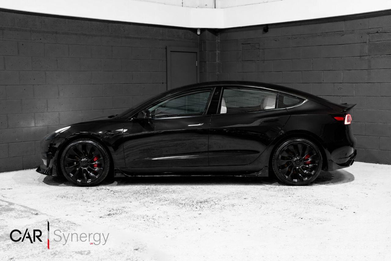 Tesla Model 3 view 4