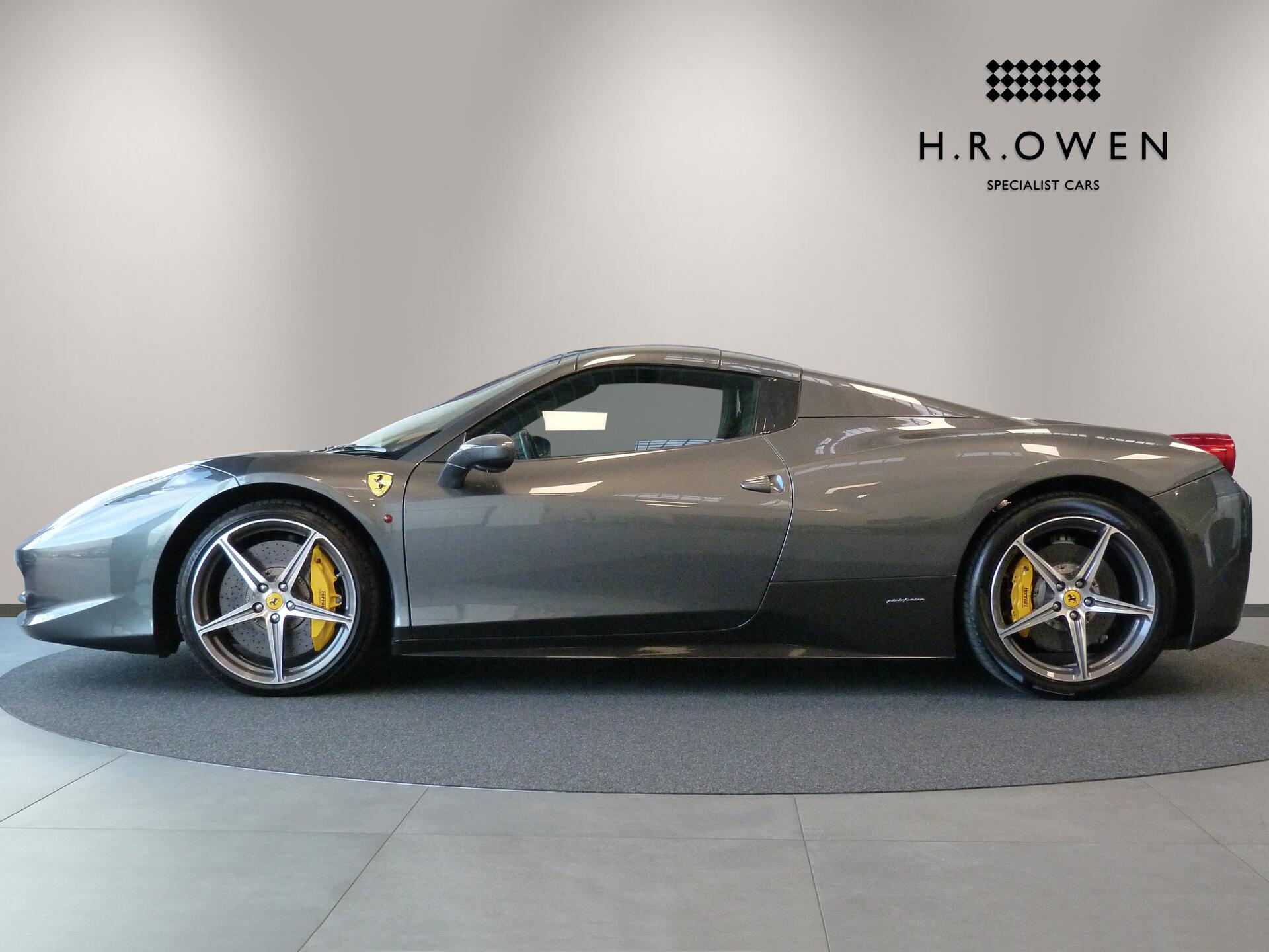 Ferrari 458 view 6