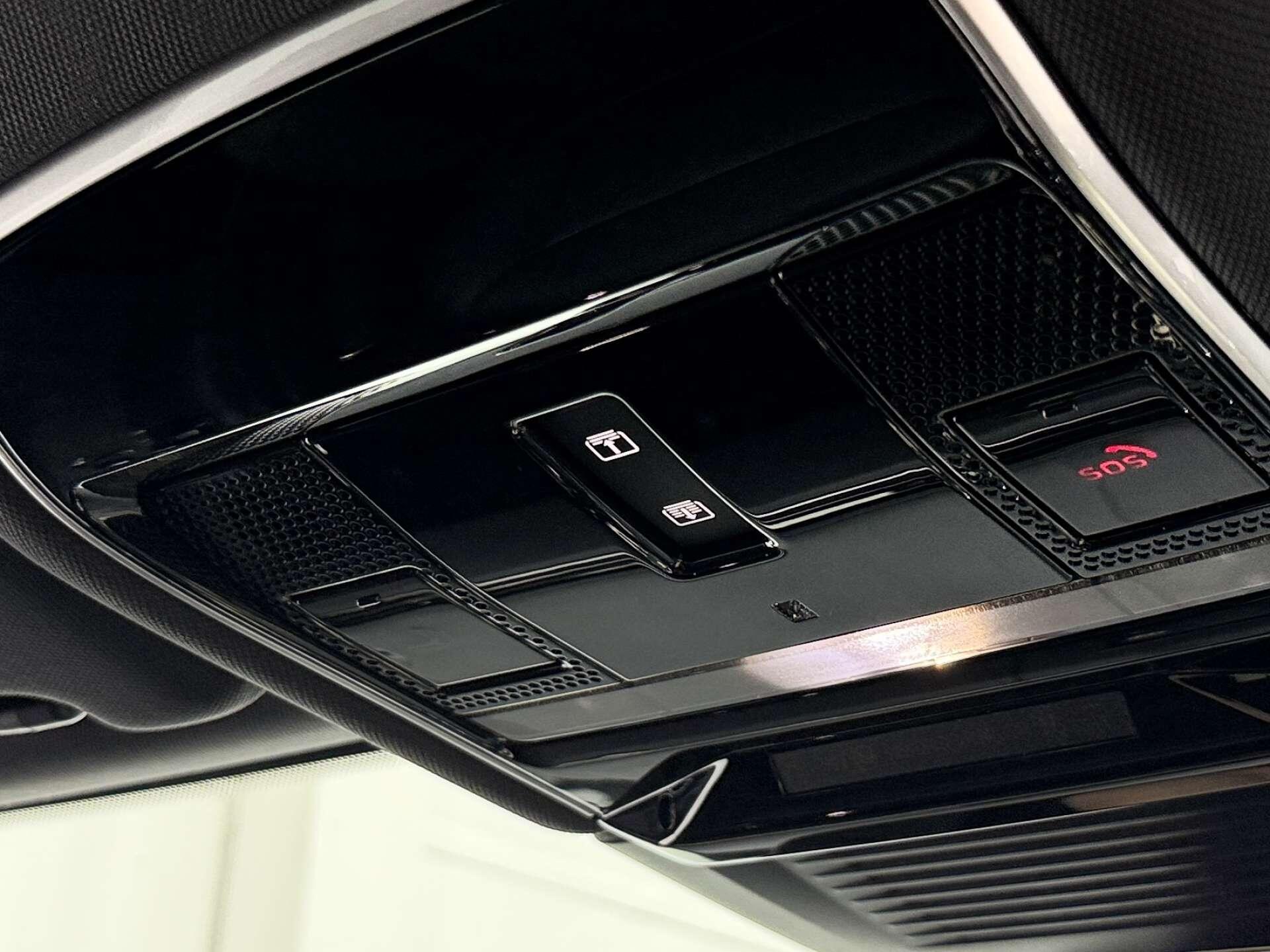Land Rover Range Rover Sport view 37