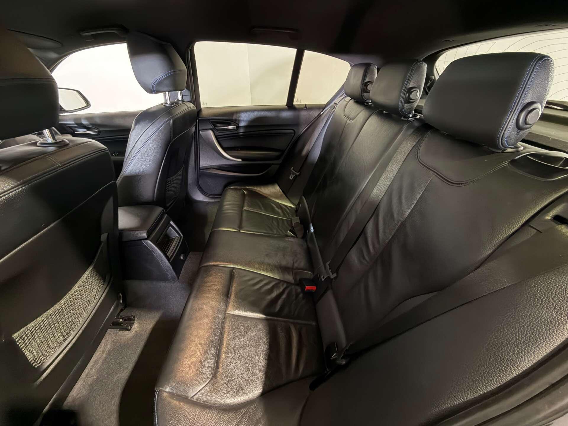 BMW 1 Series view 50