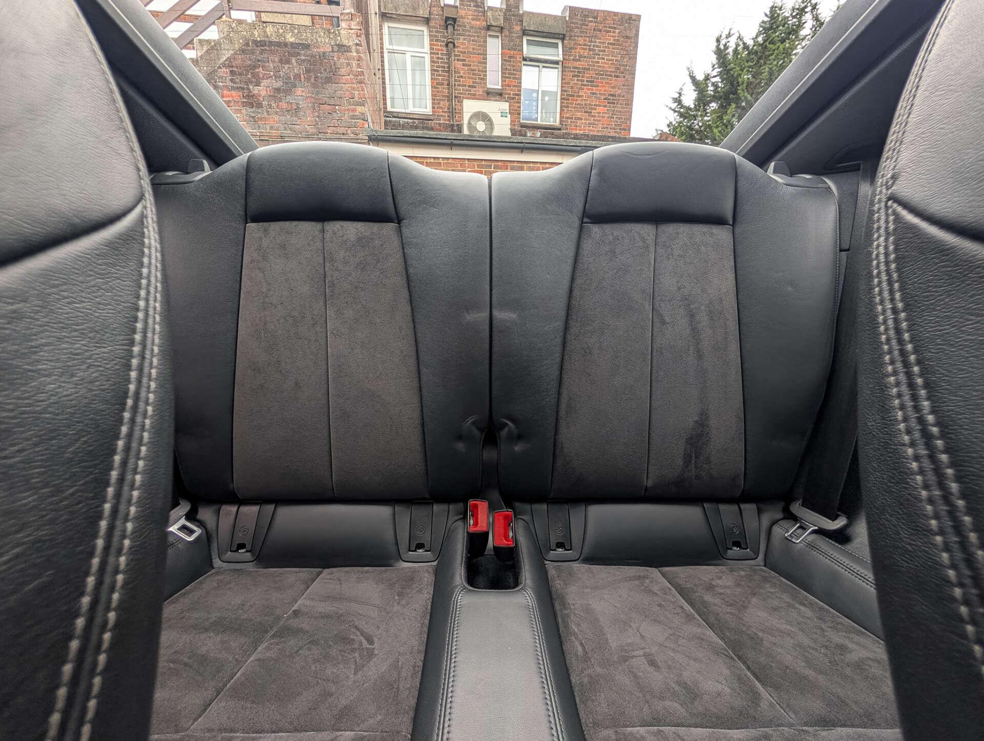 Audi TT view 23