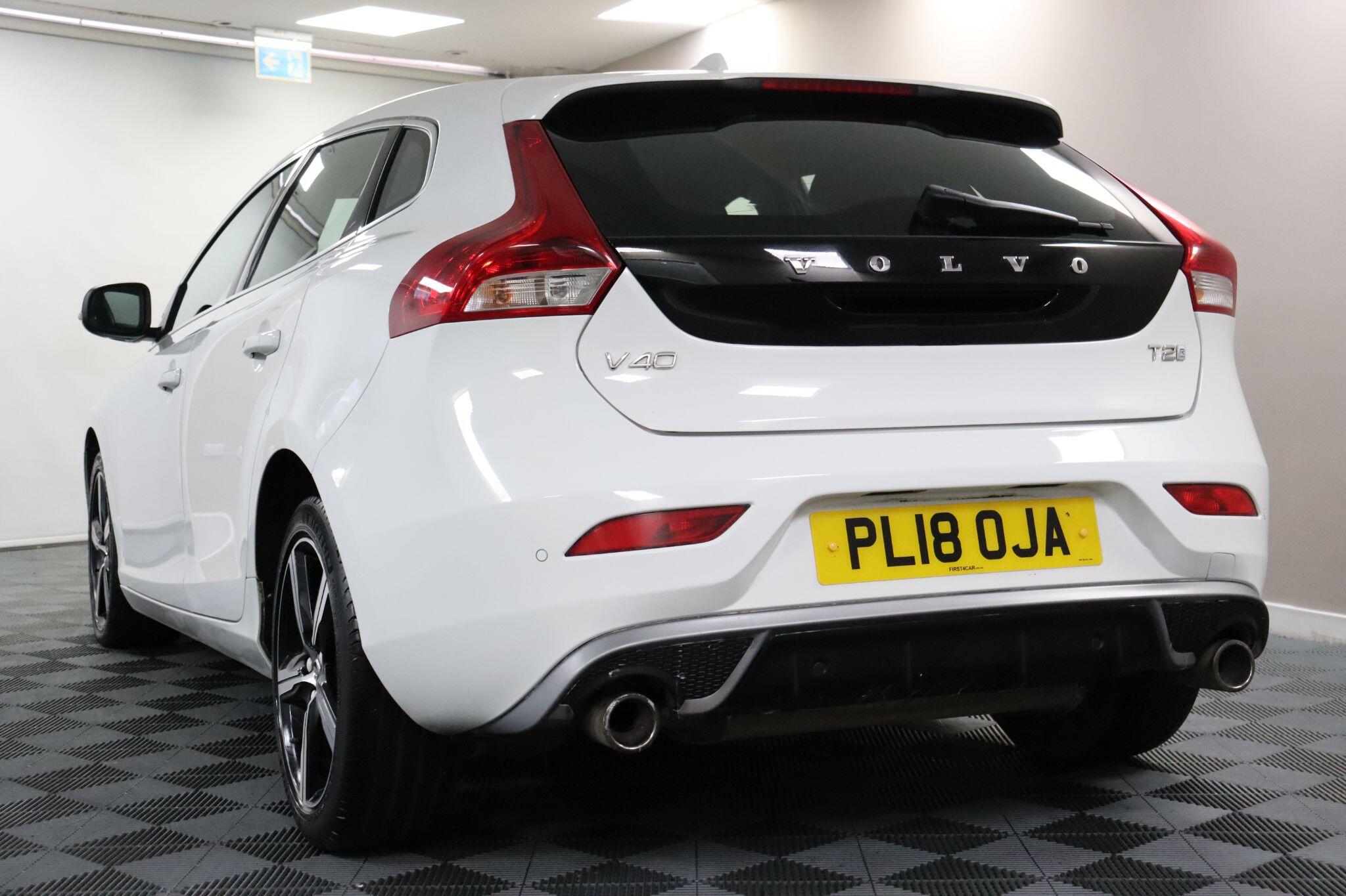 Volvo V40 view 29
