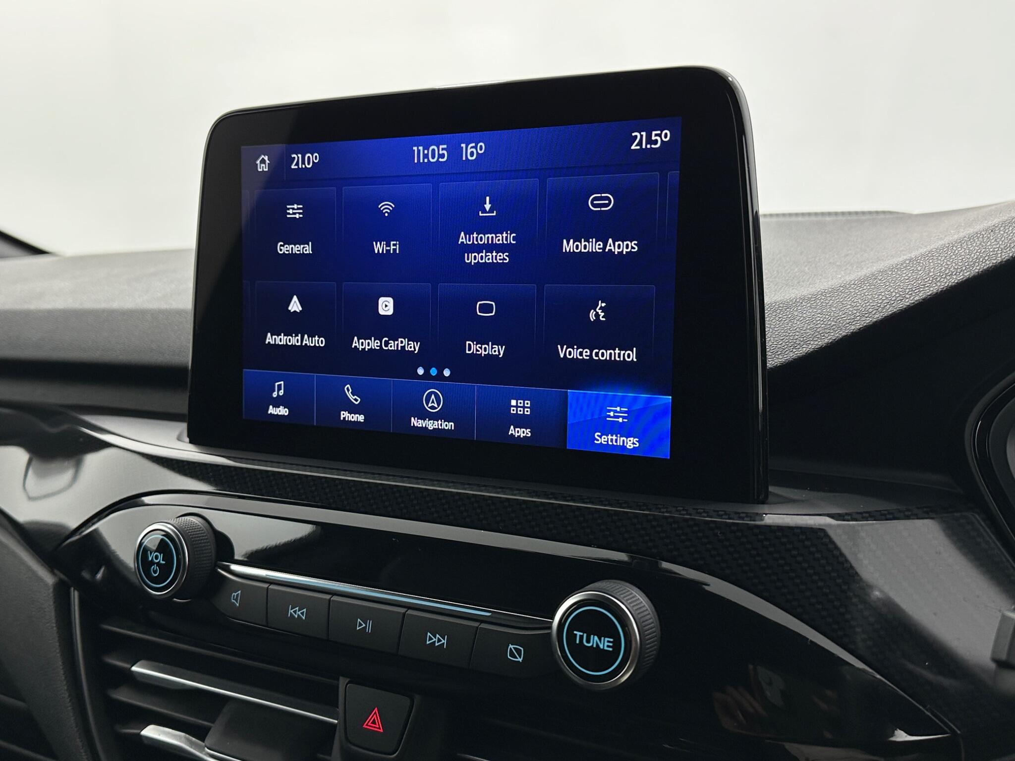 Ford Kuga view 25