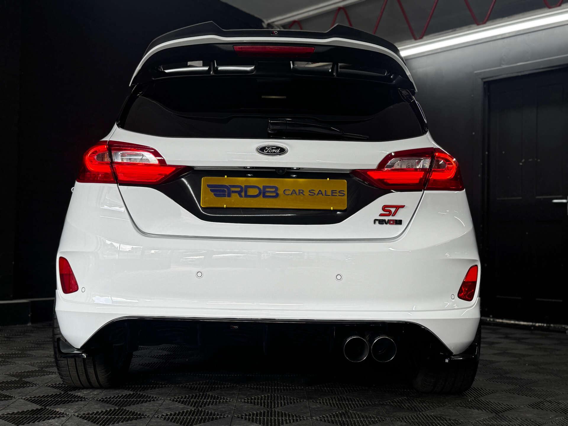 Ford Fiesta view 25
