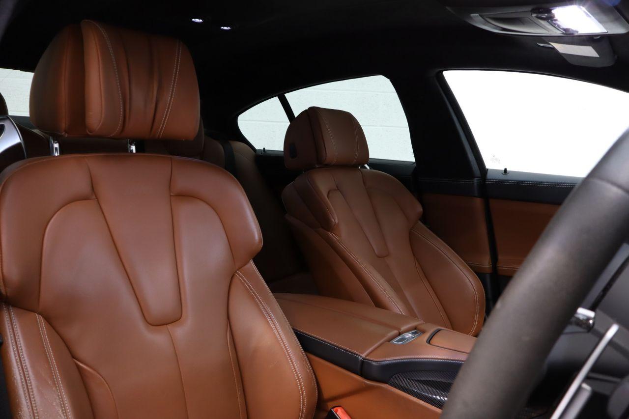 BMW M6 view 5