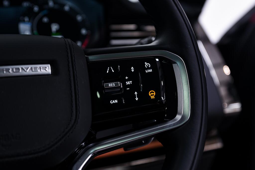 Land Rover Range Rover Sport view 28
