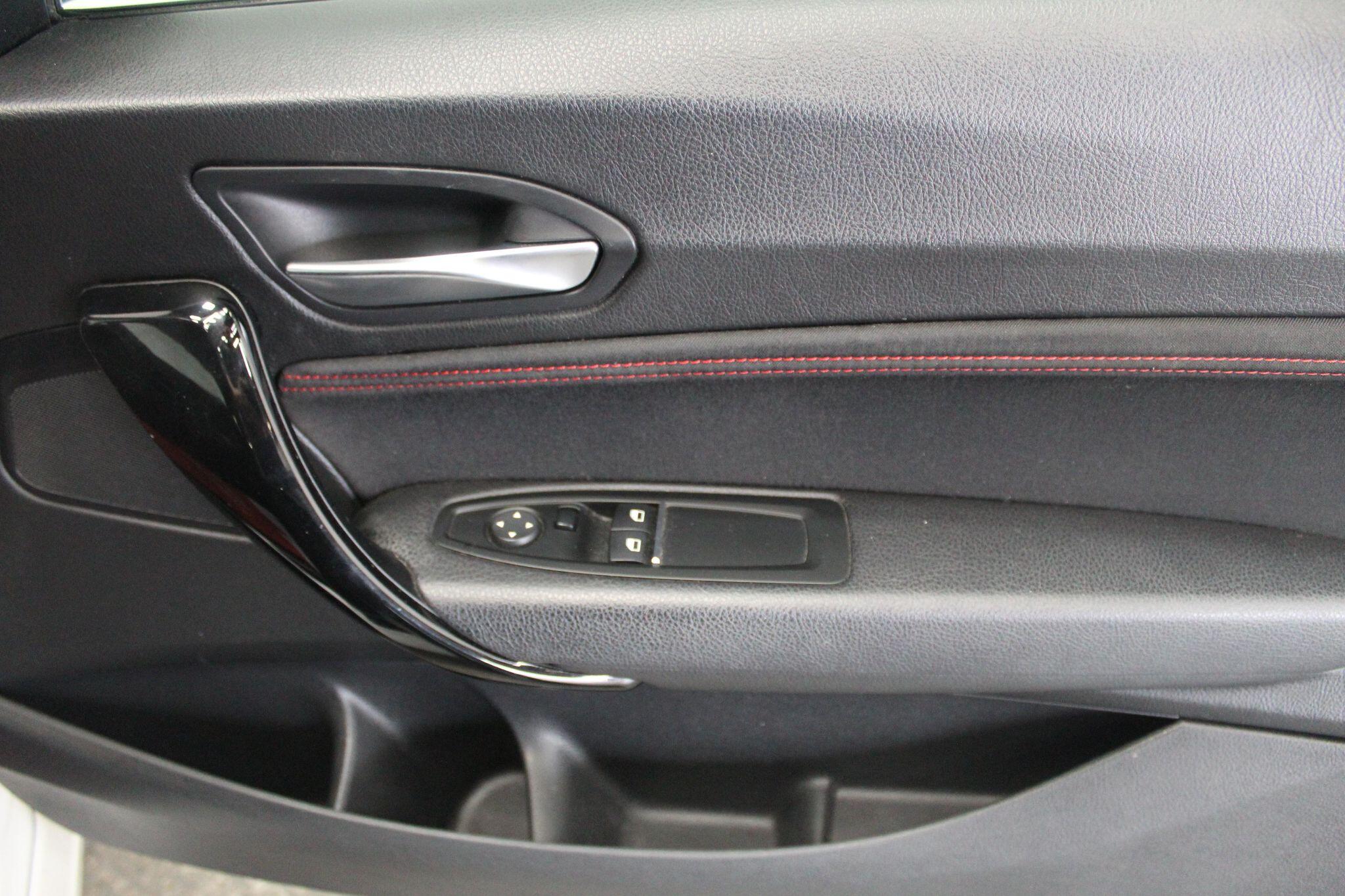 BMW 2 Series view 39