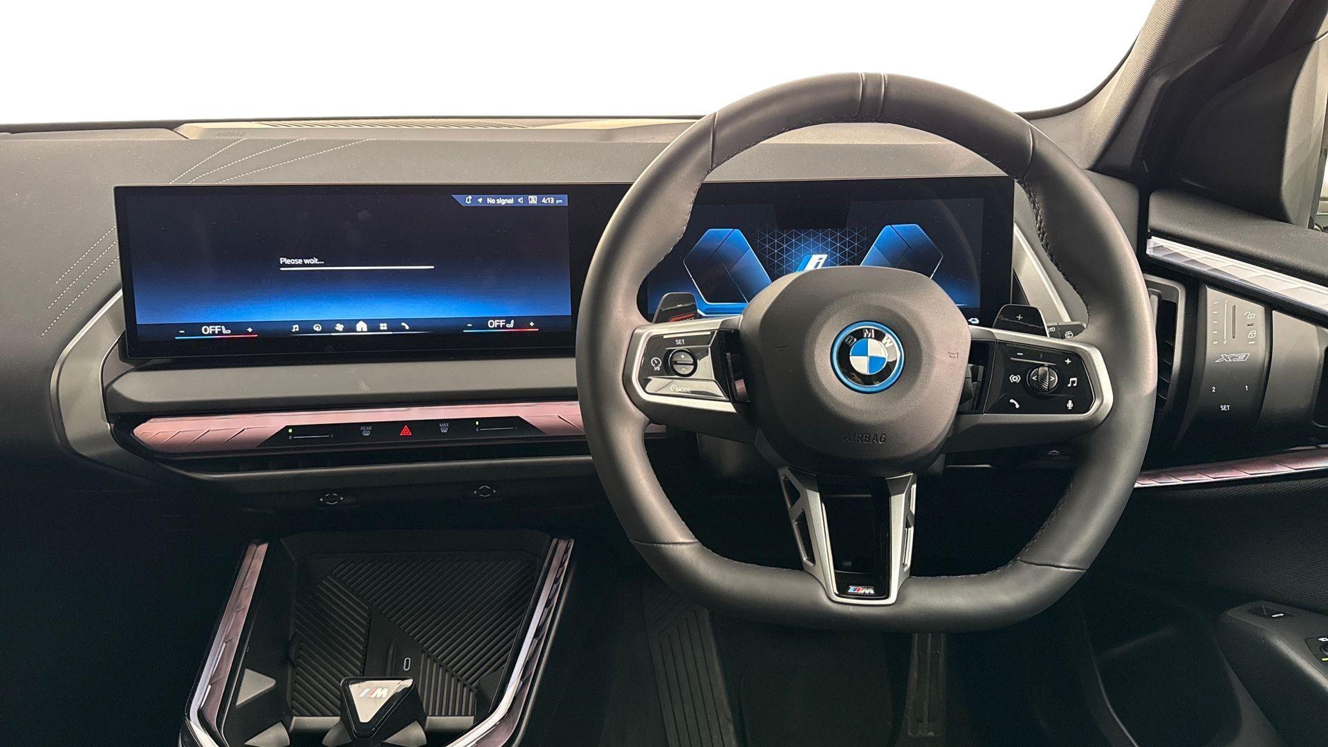 BMW X3 view 5