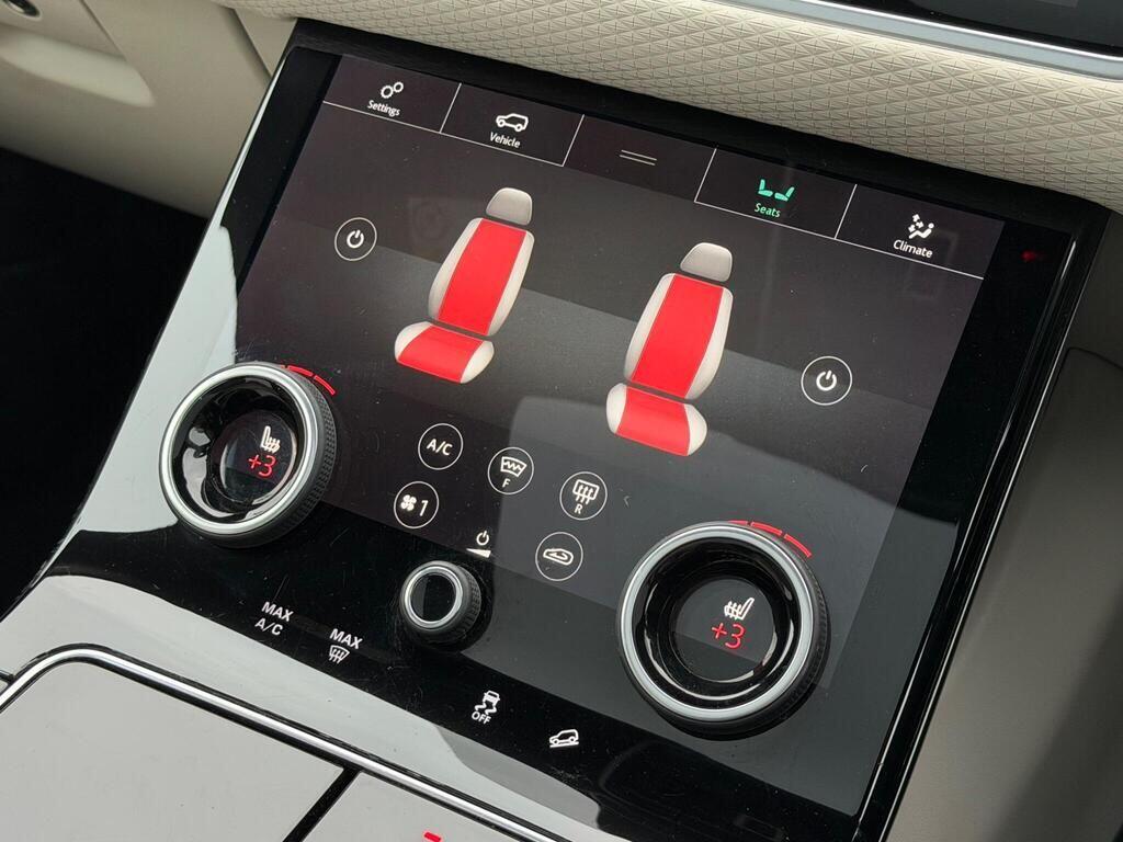 Land Rover Range Rover Velar view 40