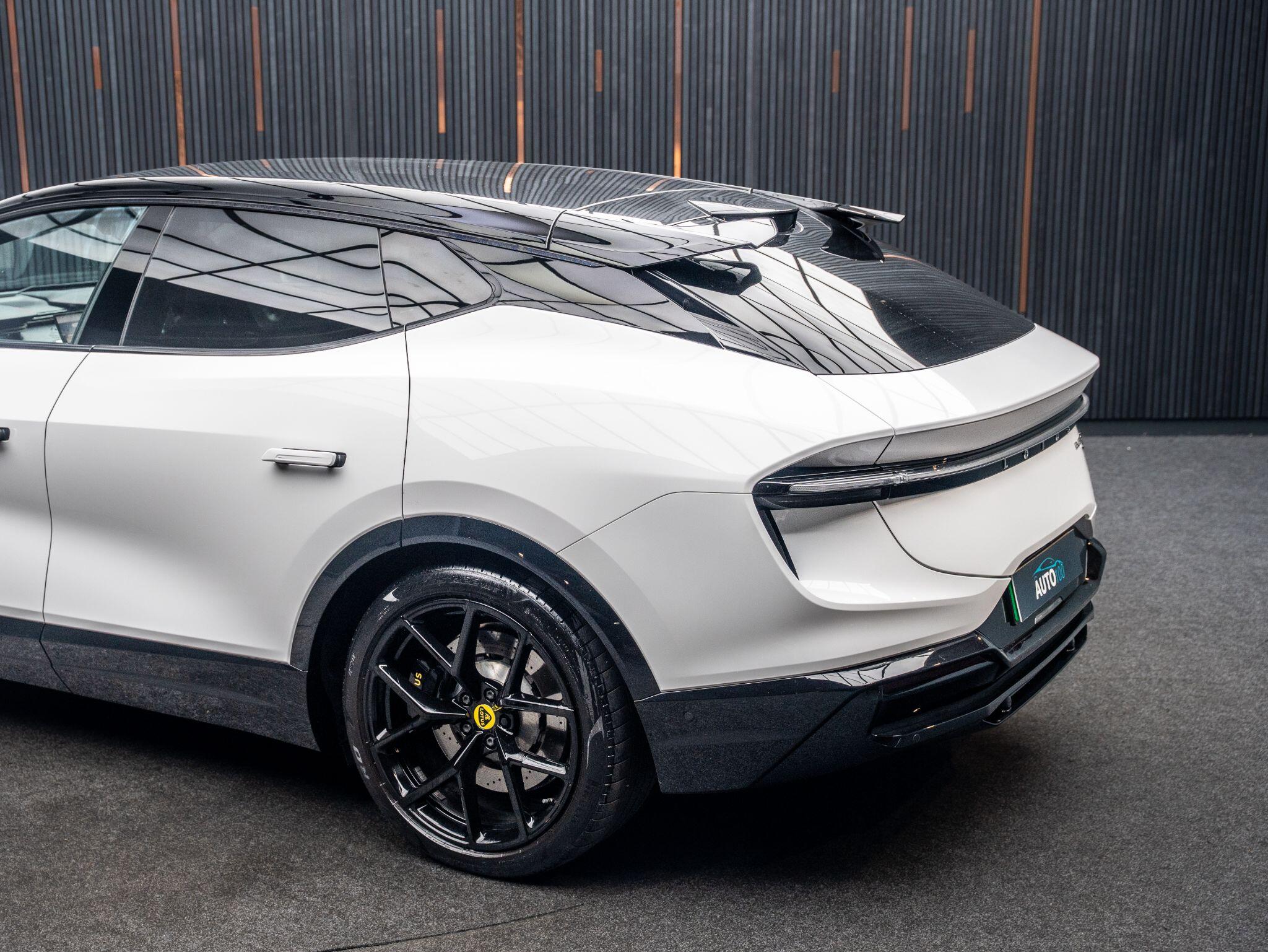 Lotus Eletre view 19