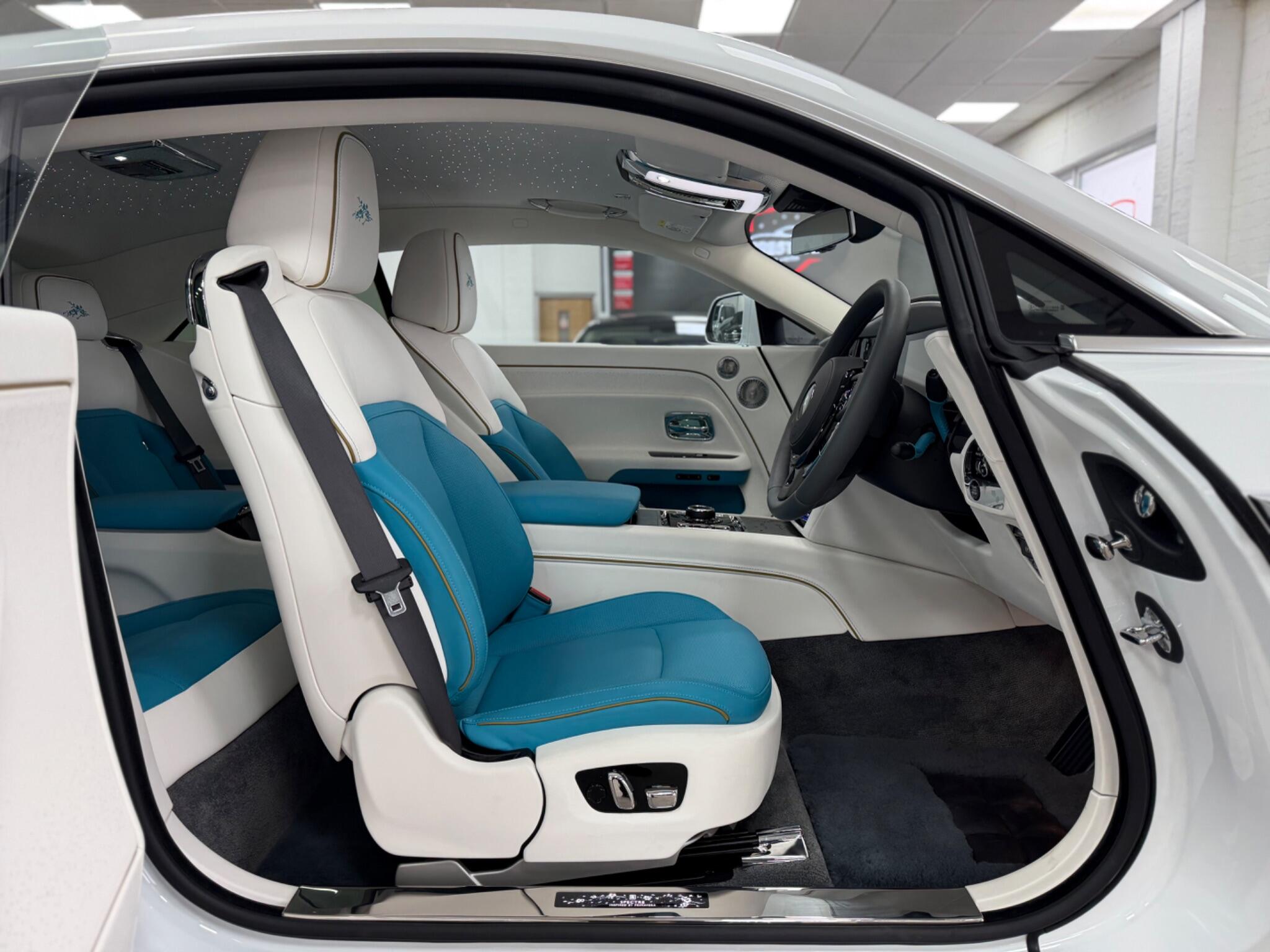 Rolls-Royce Spectre view 22