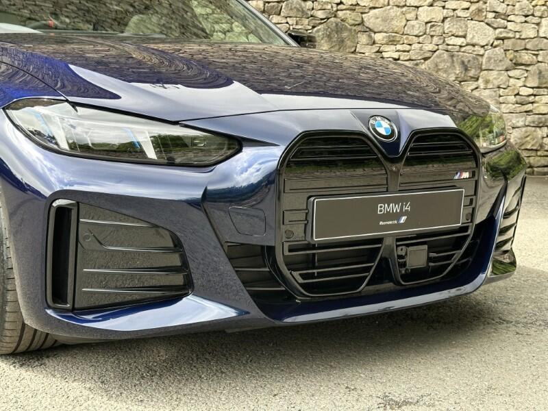 BMW i4 view 73