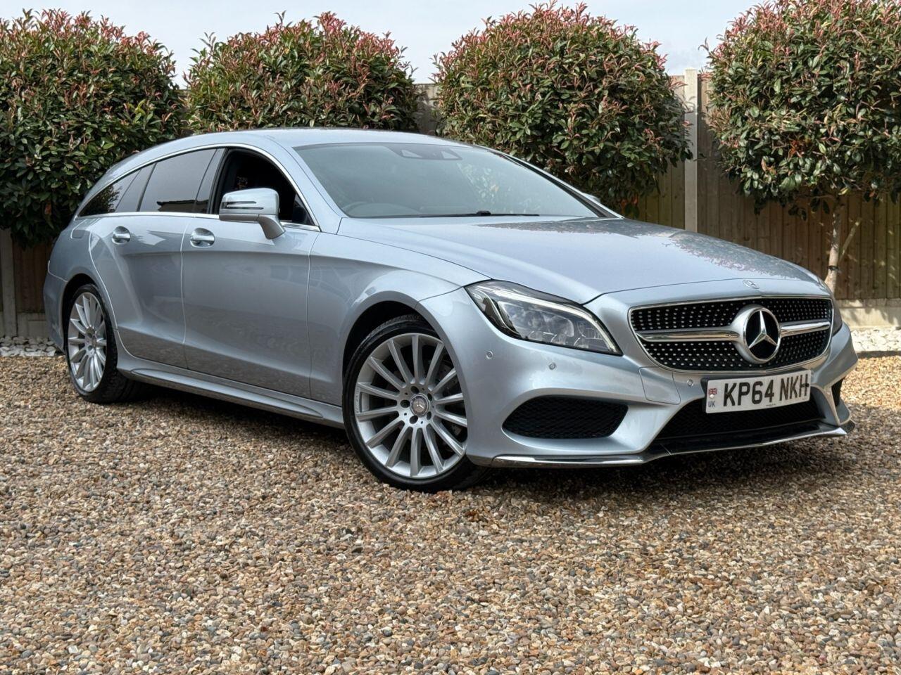 Mercedes-Benz CLS view 9