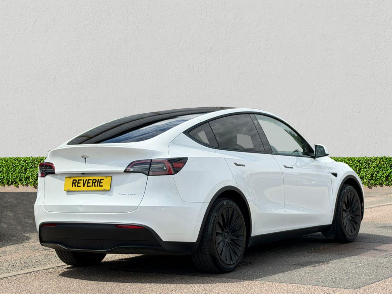 Tesla Model Y view 7