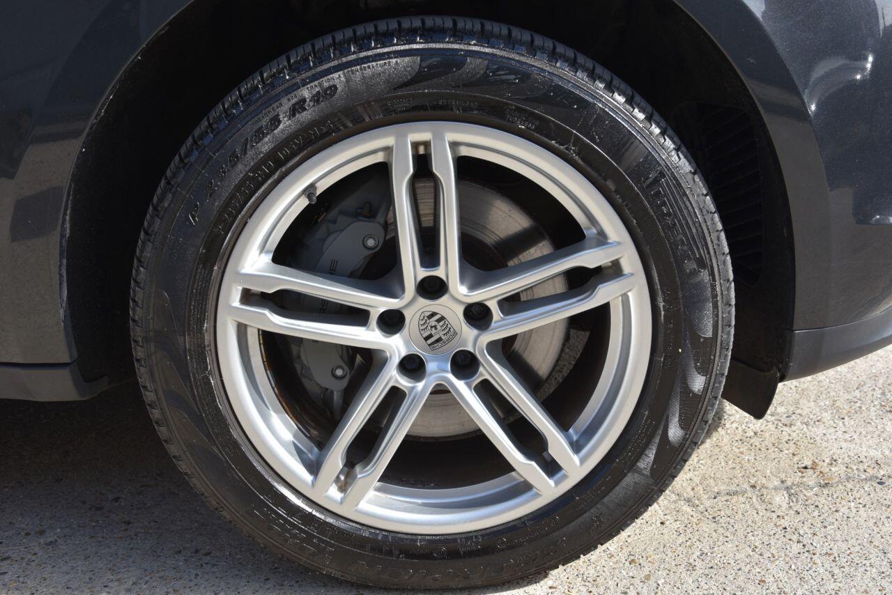Porsche Macan view 58
