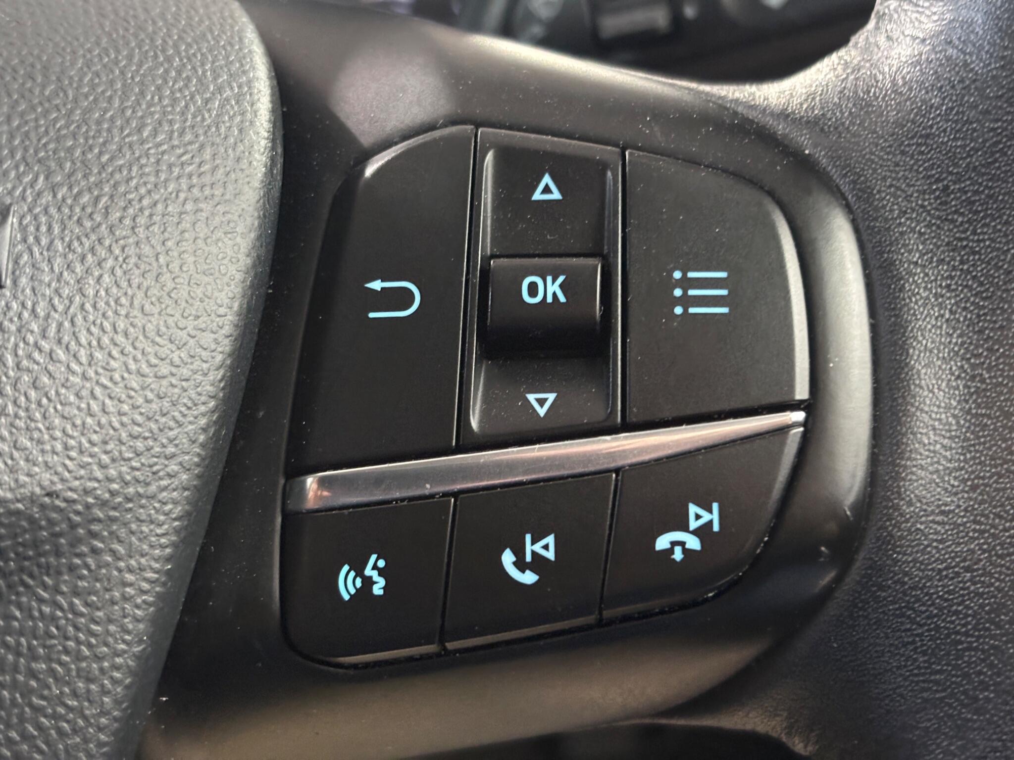 Ford Fiesta view 32