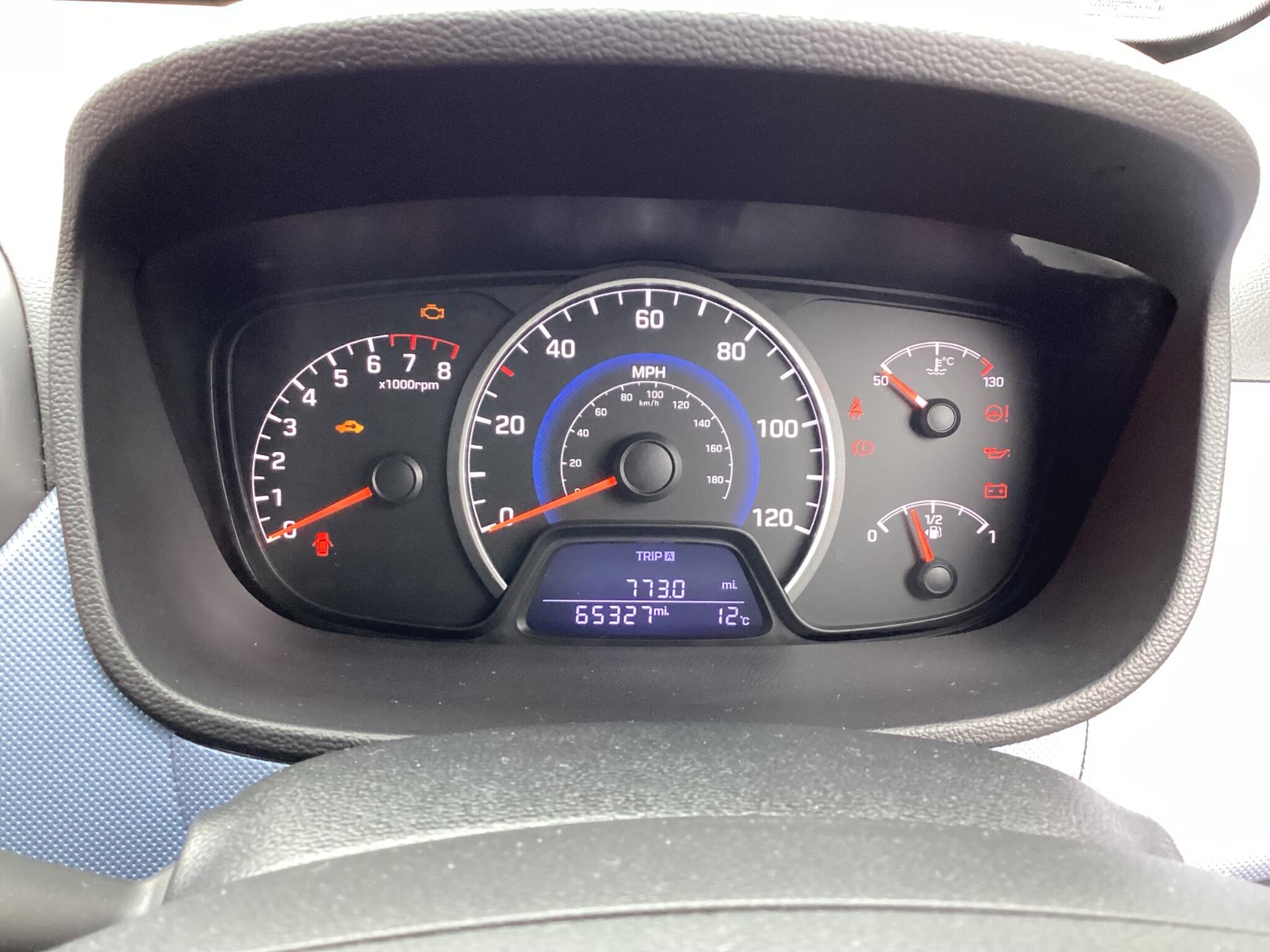 Hyundai I10 view 17
