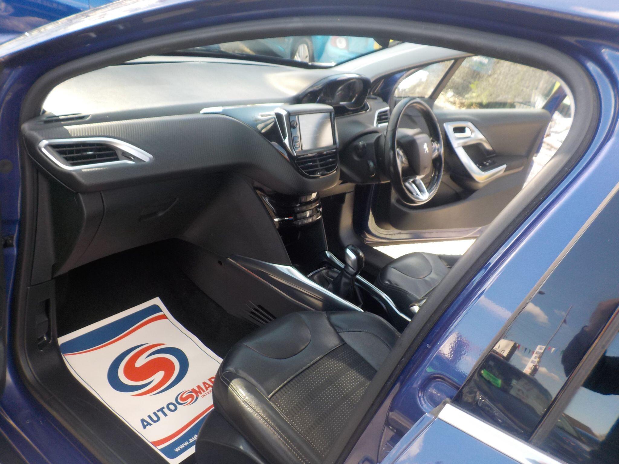 Peugeot 2008 1.6 e-HDi Allure Euro 5 (s/s) 5dr