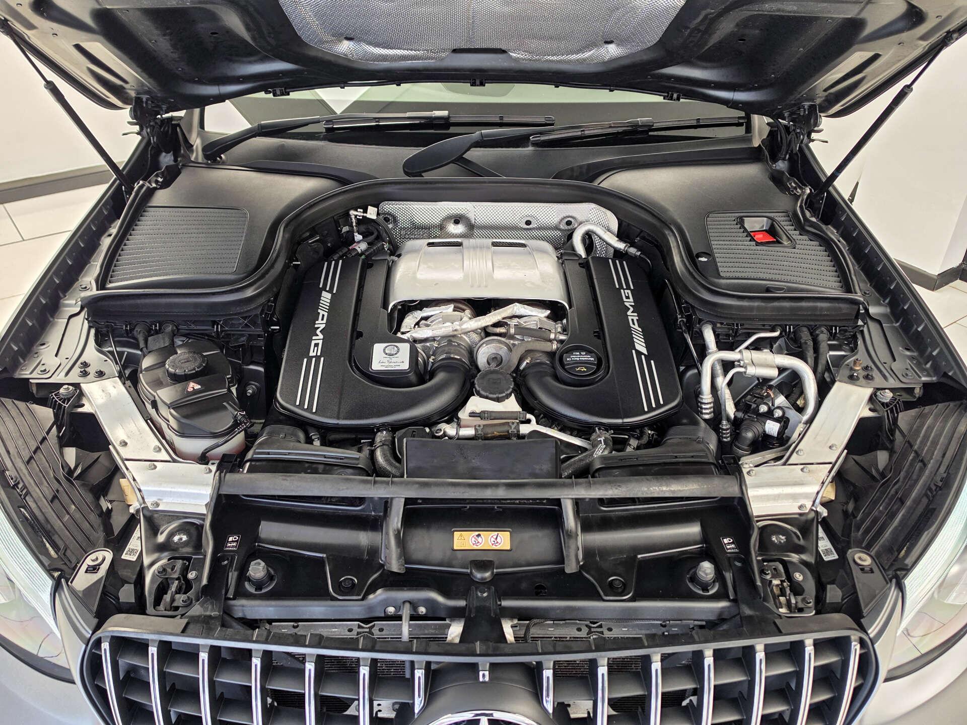 Mercedes-Benz GLC view 18
