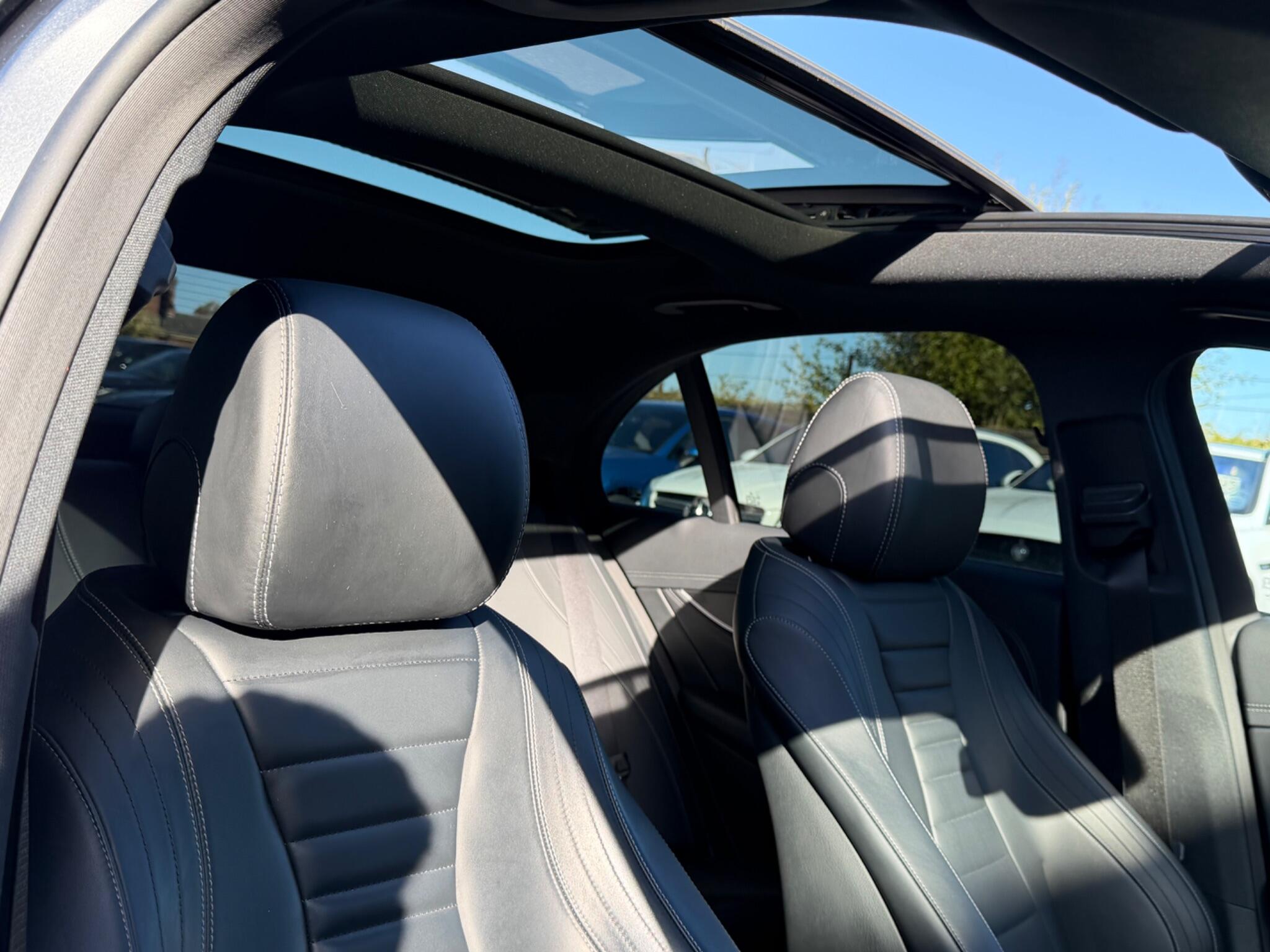 Mercedes-Benz E-Class view 21