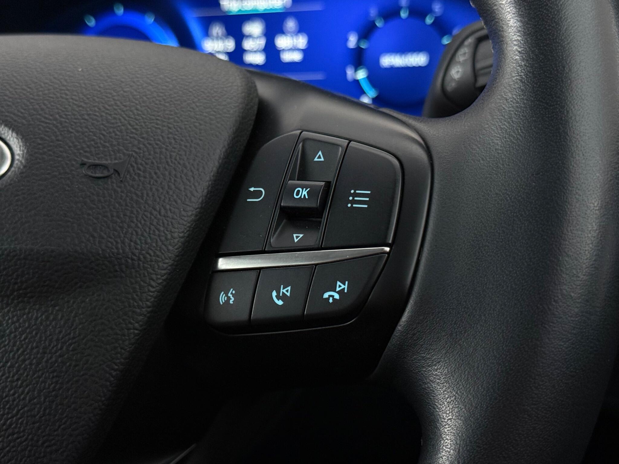 Ford Focus view 16