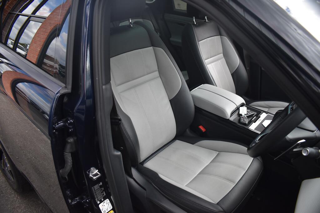 Land Rover Range Rover Evoque view 27