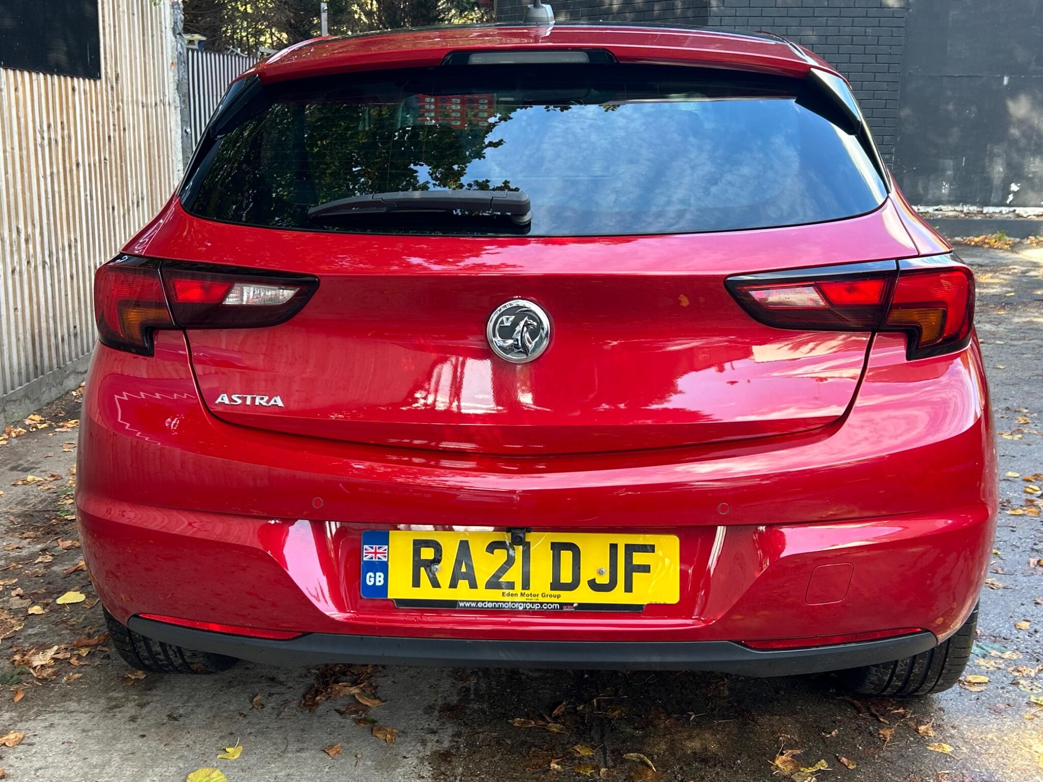 Vauxhall Astra view 17