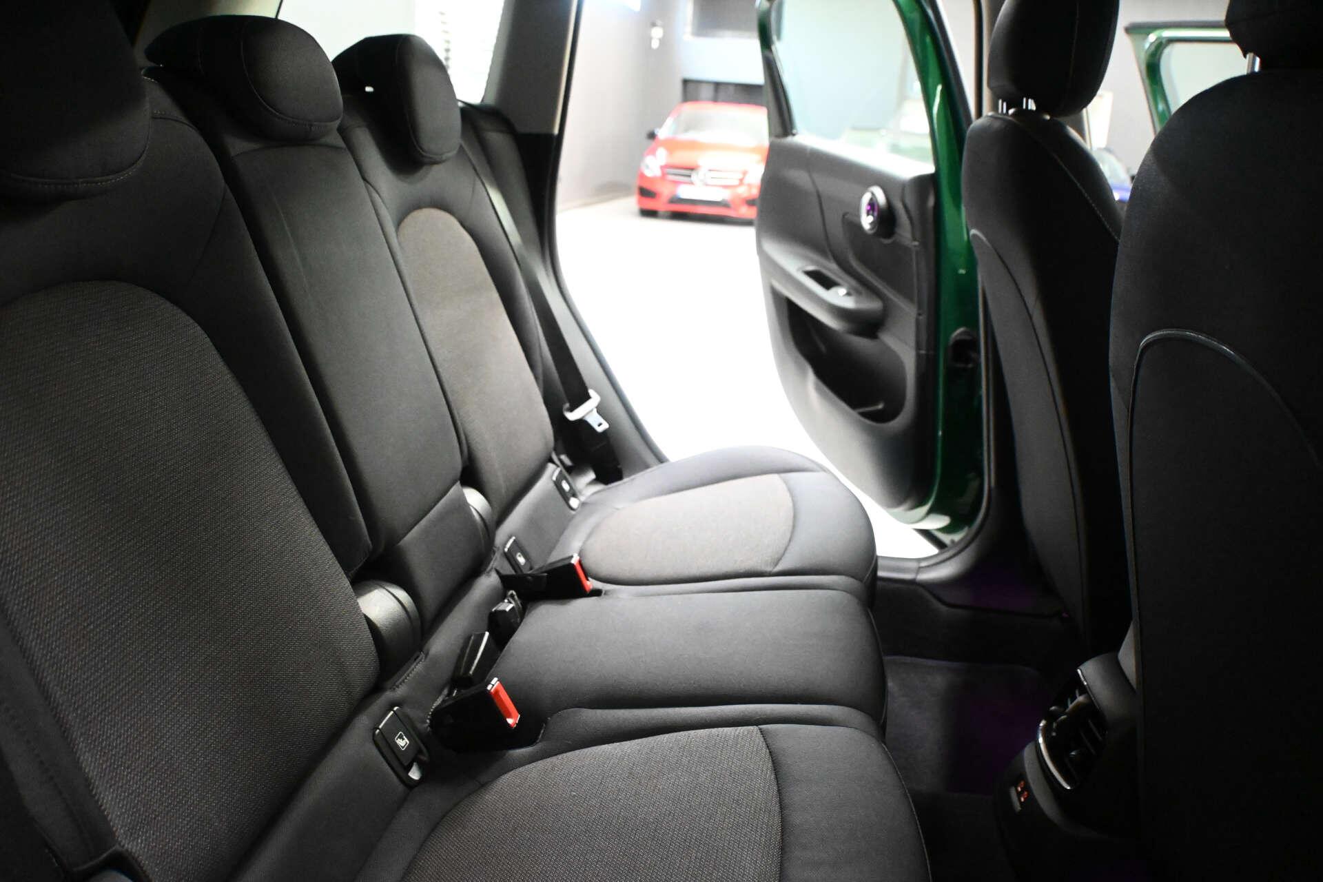 Mini Countryman view 28