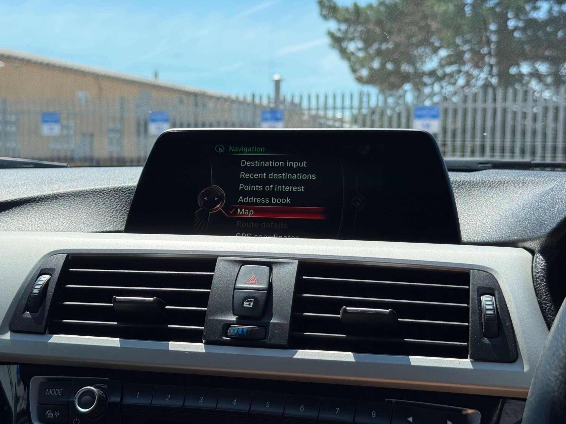 BMW 3 Series view 76