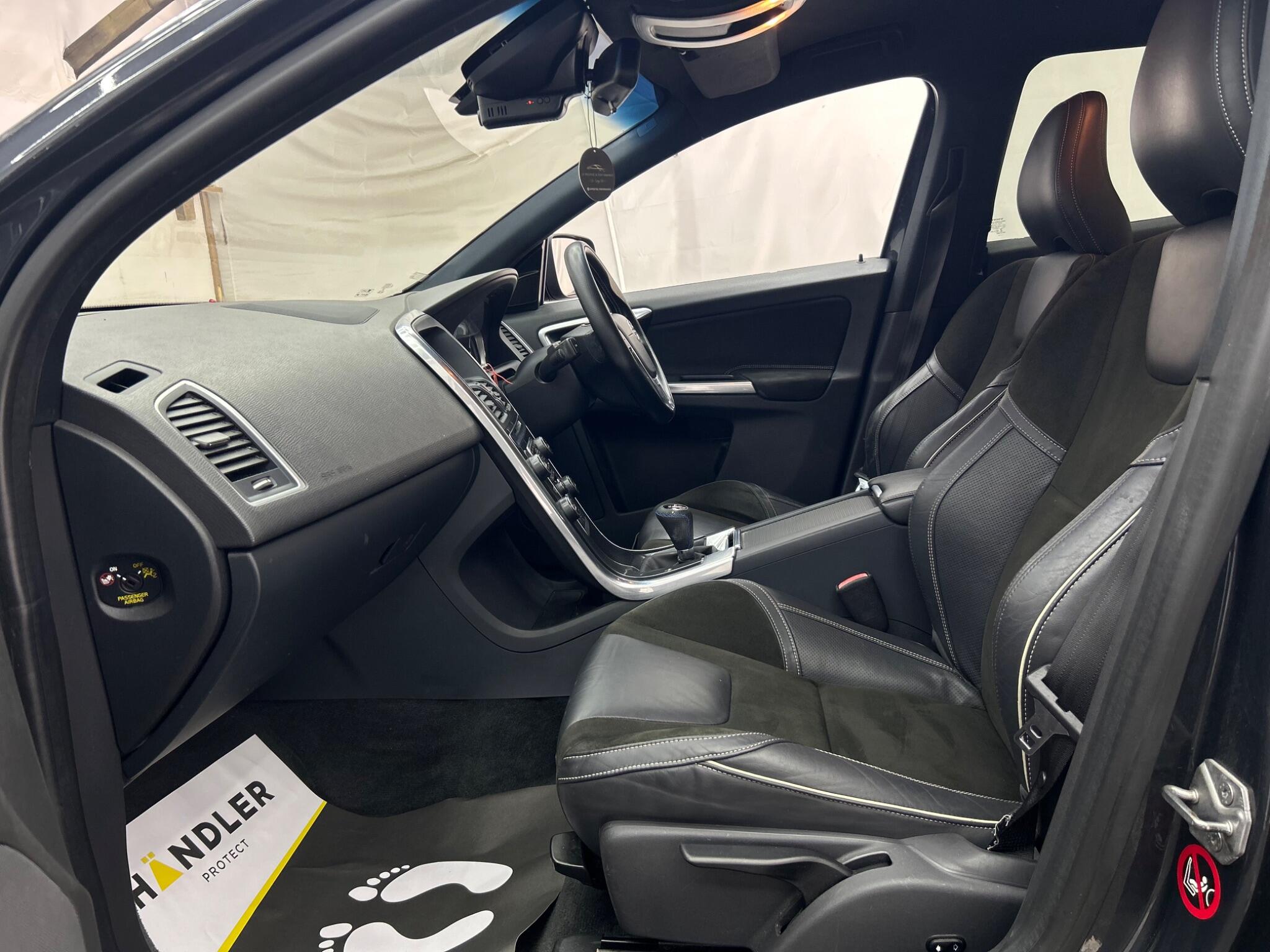 Volvo XC60 view 38