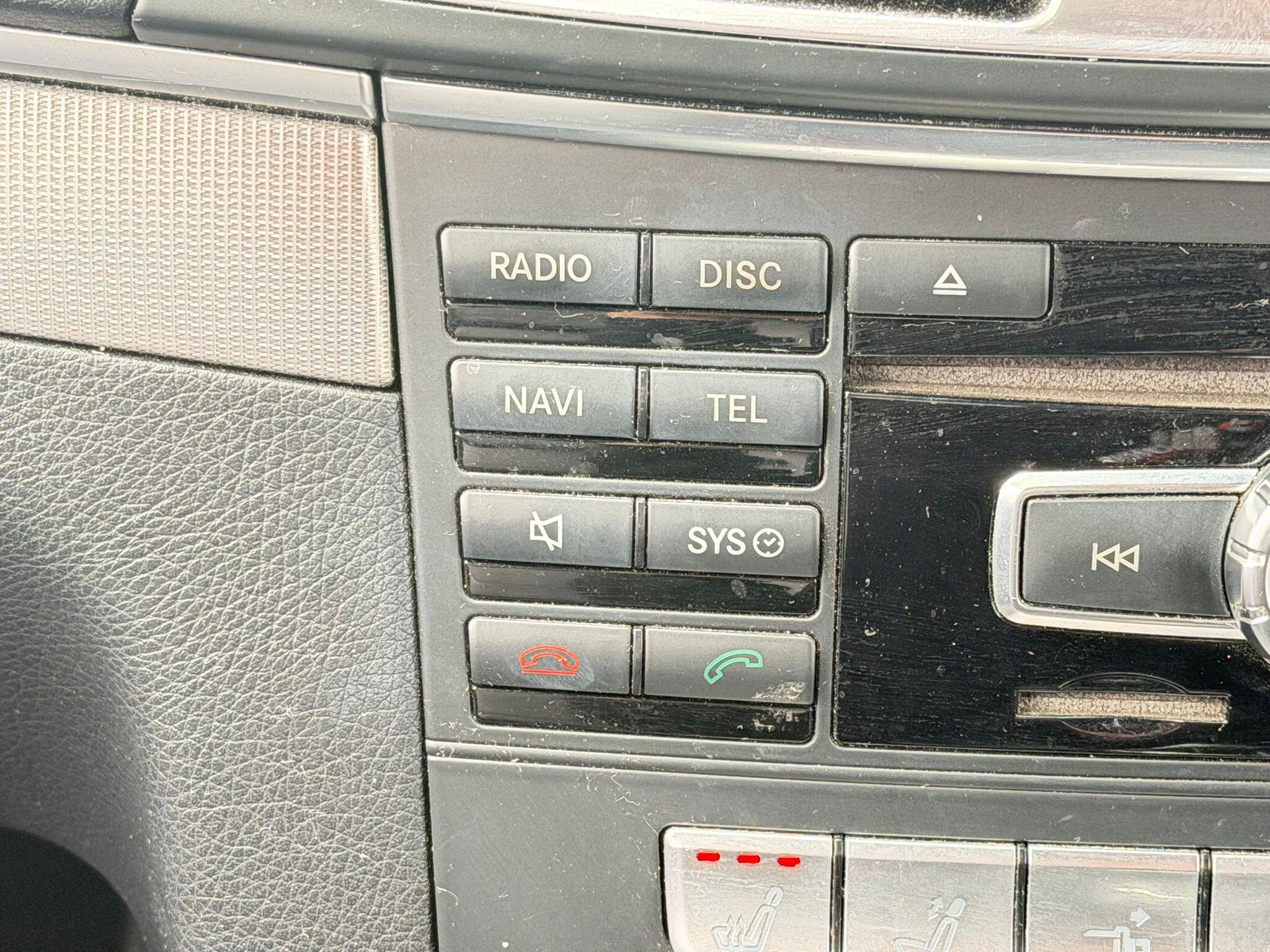 Mercedes-Benz E-Class view 23