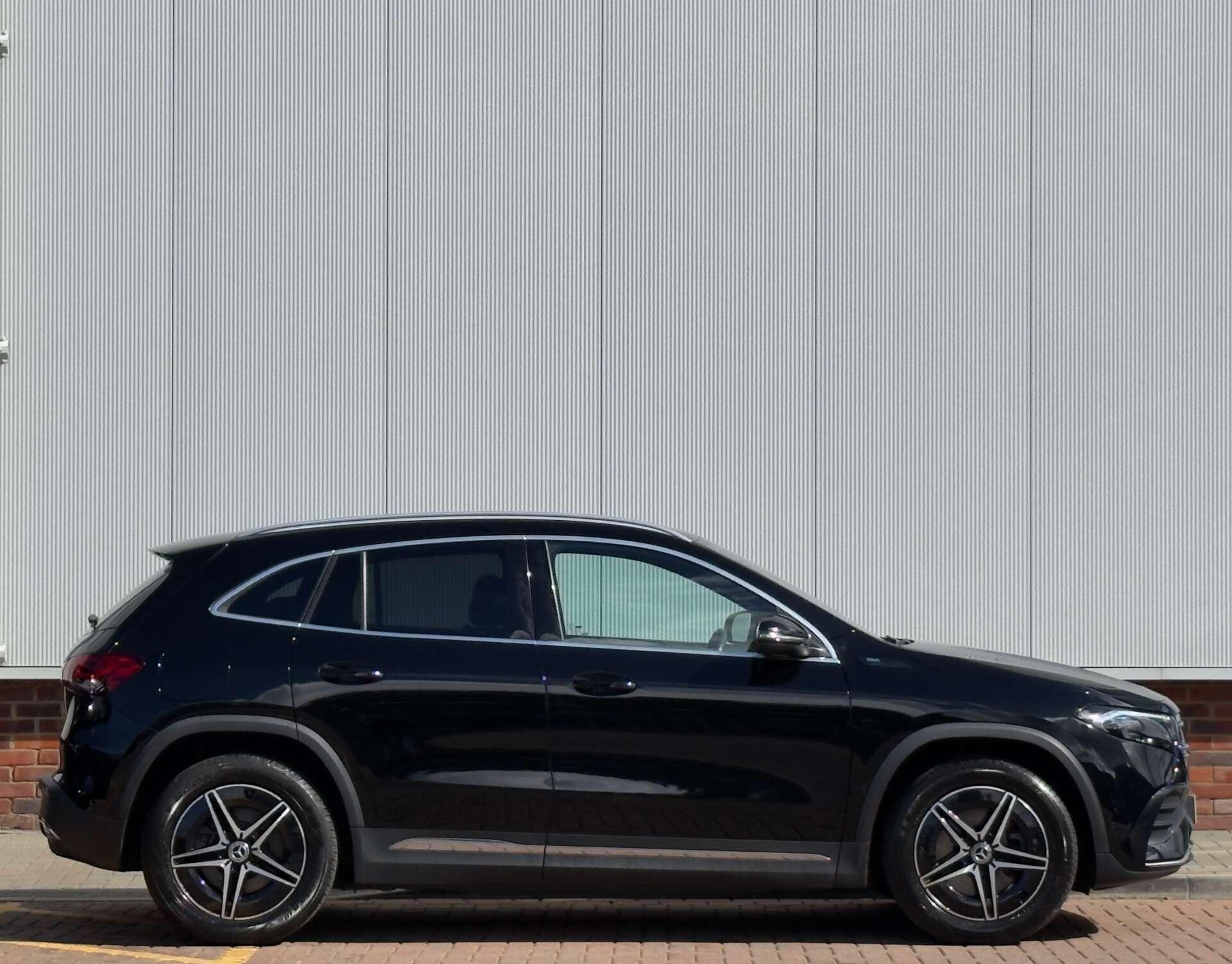 Mercedes-Benz EQA view 7