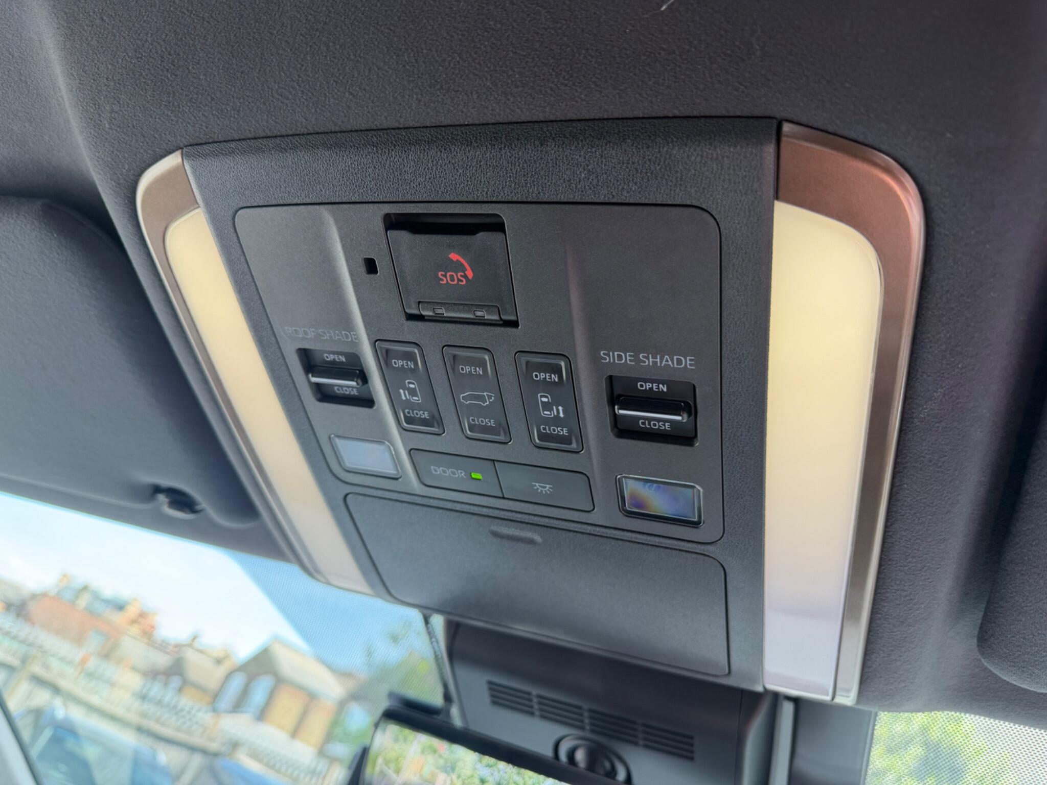 Toyota Alphard view 15