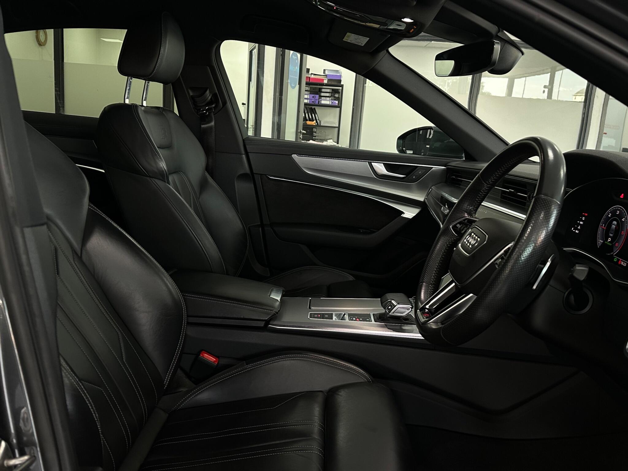 Audi A6 Saloon view 20