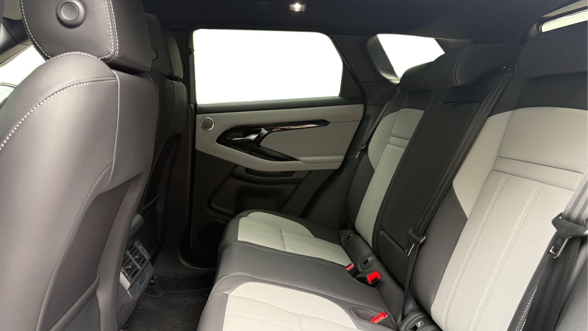 Land Rover Range Rover Evoque view 4