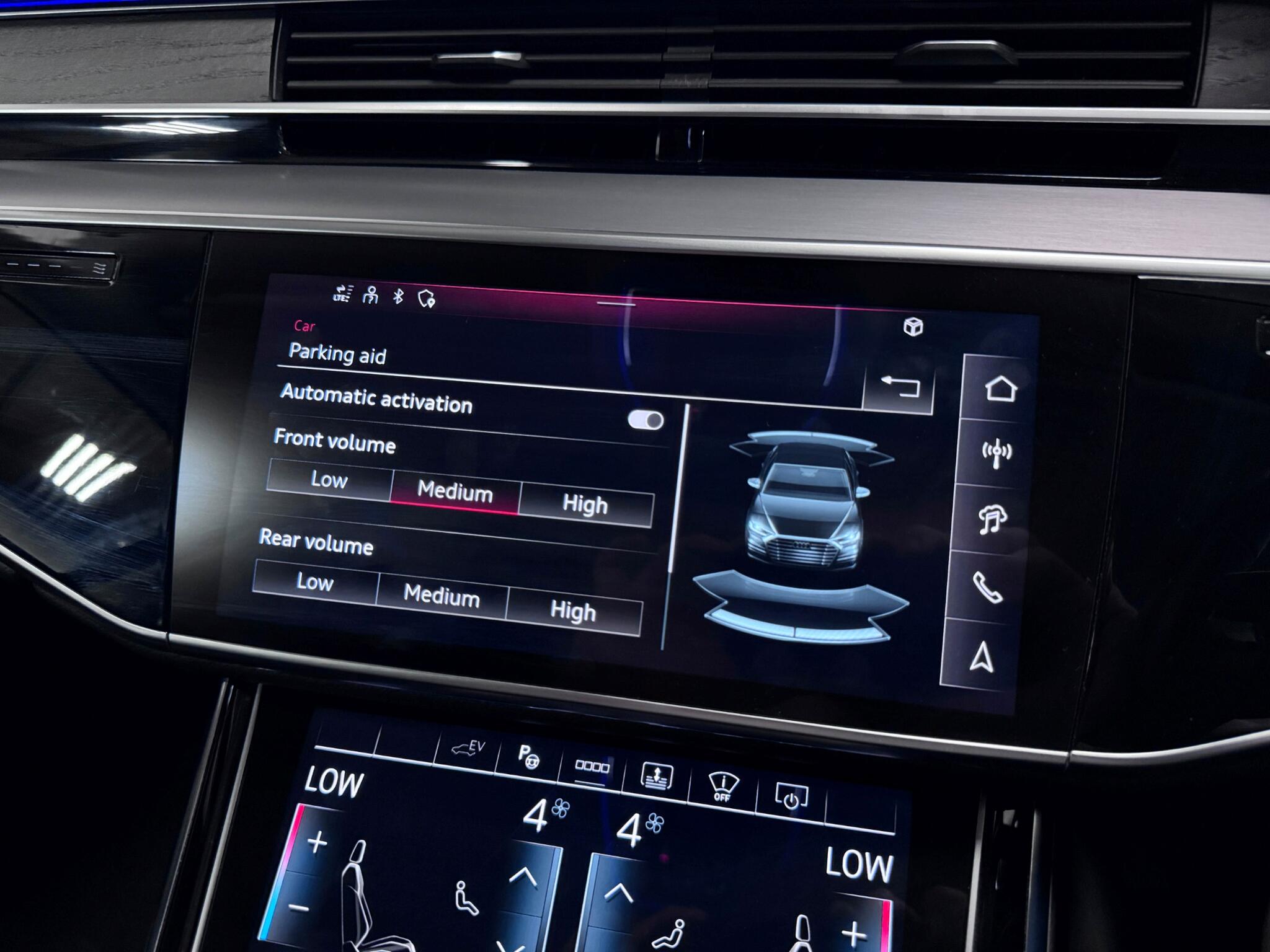 Audi A8 view 64
