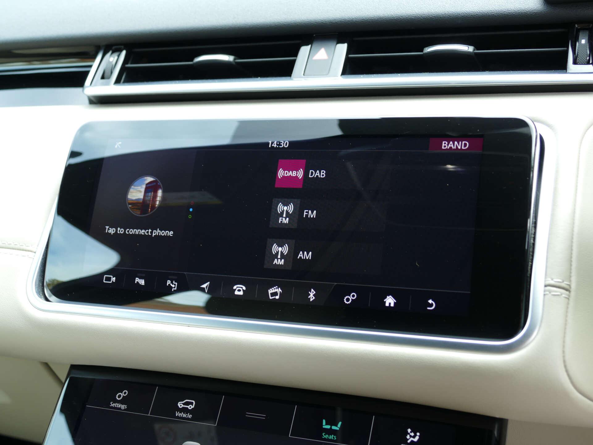 Land Rover Range Rover Velar view 33
